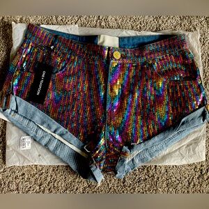 RAINBOW SEQUIN
BANDITS LOW WAIST
DENIM SHORTS